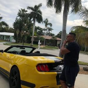 Meet your Posher, Christopher